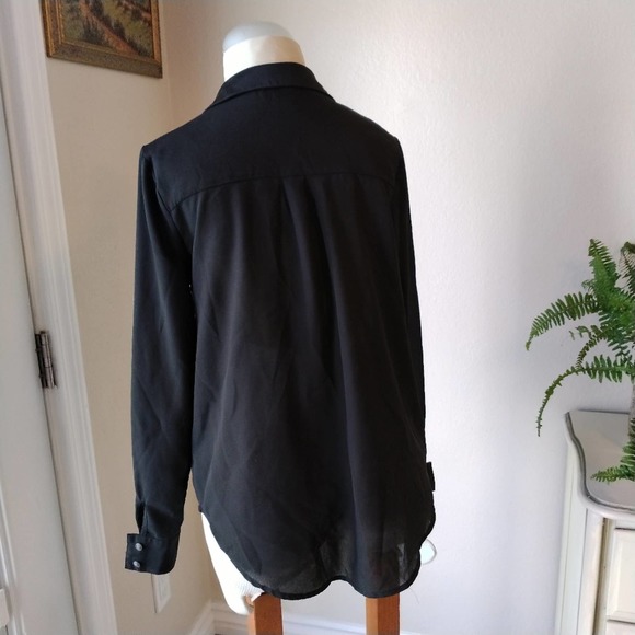 Blu Pepper BLACK Blouse w Faux Leather Accents Pockets Button-Up Long Sleeve - Picture 4 of 9